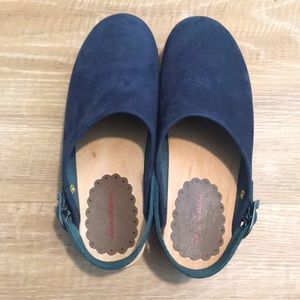 Blue cloggs size 35